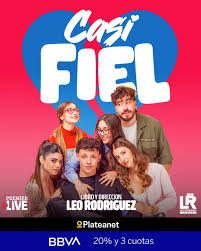 Afiche de Casi fiel